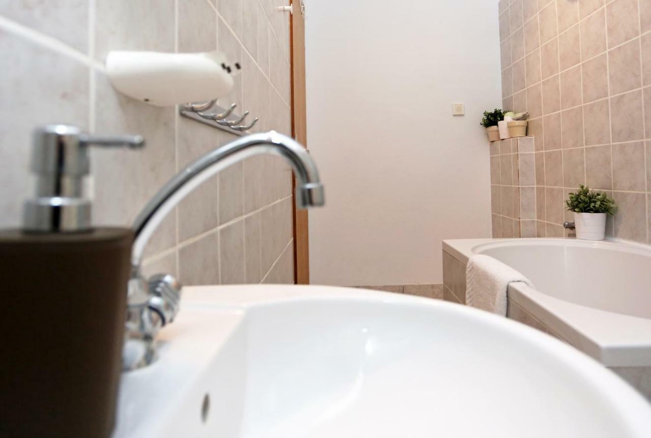 Apartments Tona 자보리치 외부 사진